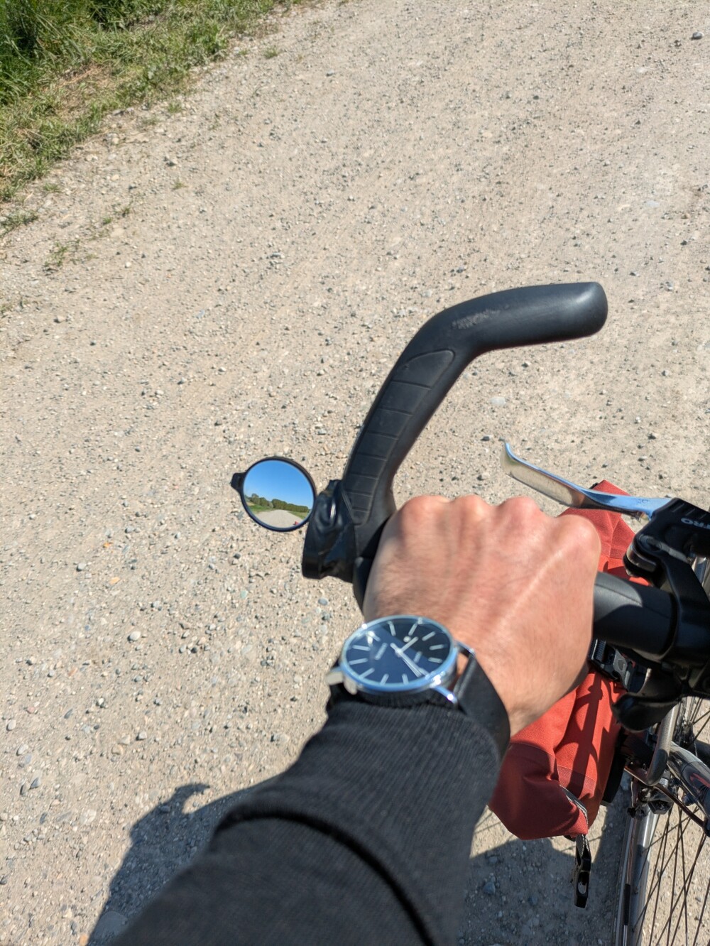 This folding handlebar mirror is fast becoming my favourite item