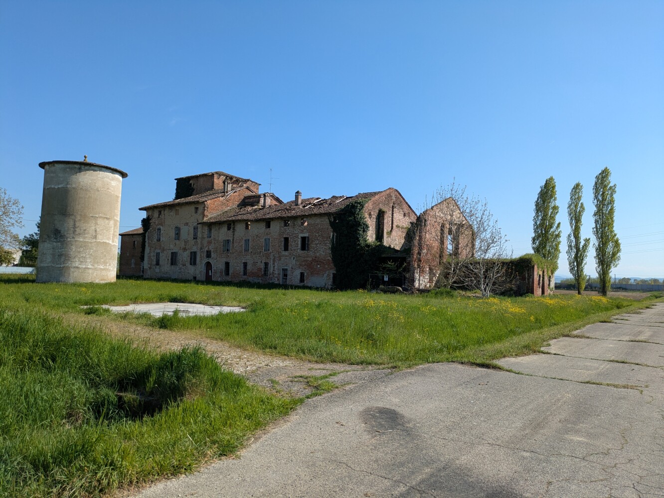 I love these ruined barns