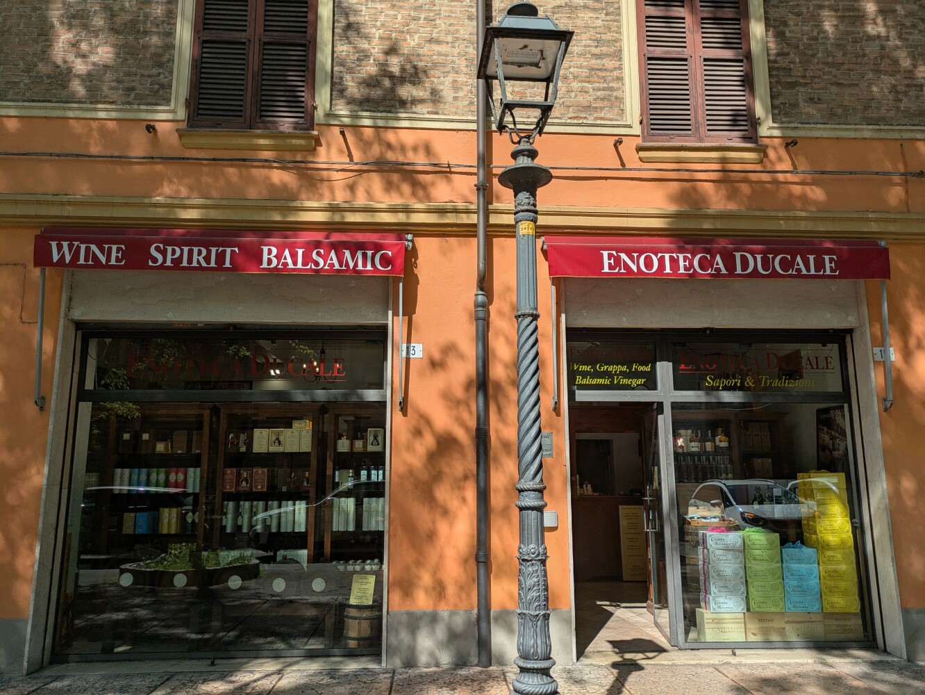 Only in Modena: wine, spirits, balsamic vinegar