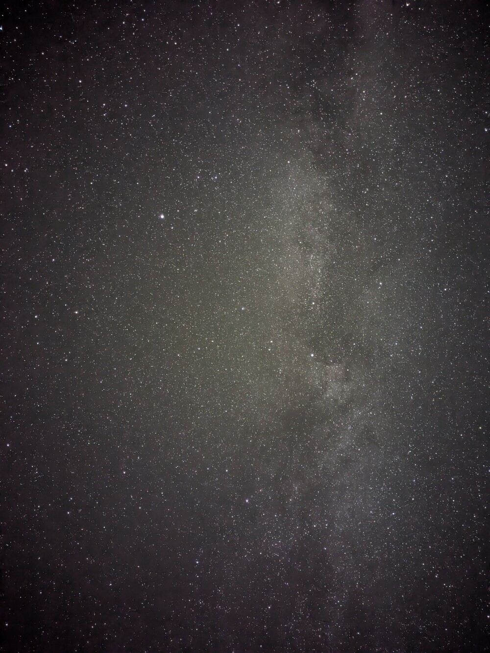 And this is what I could capture with my phone's 'astrophotography' mode