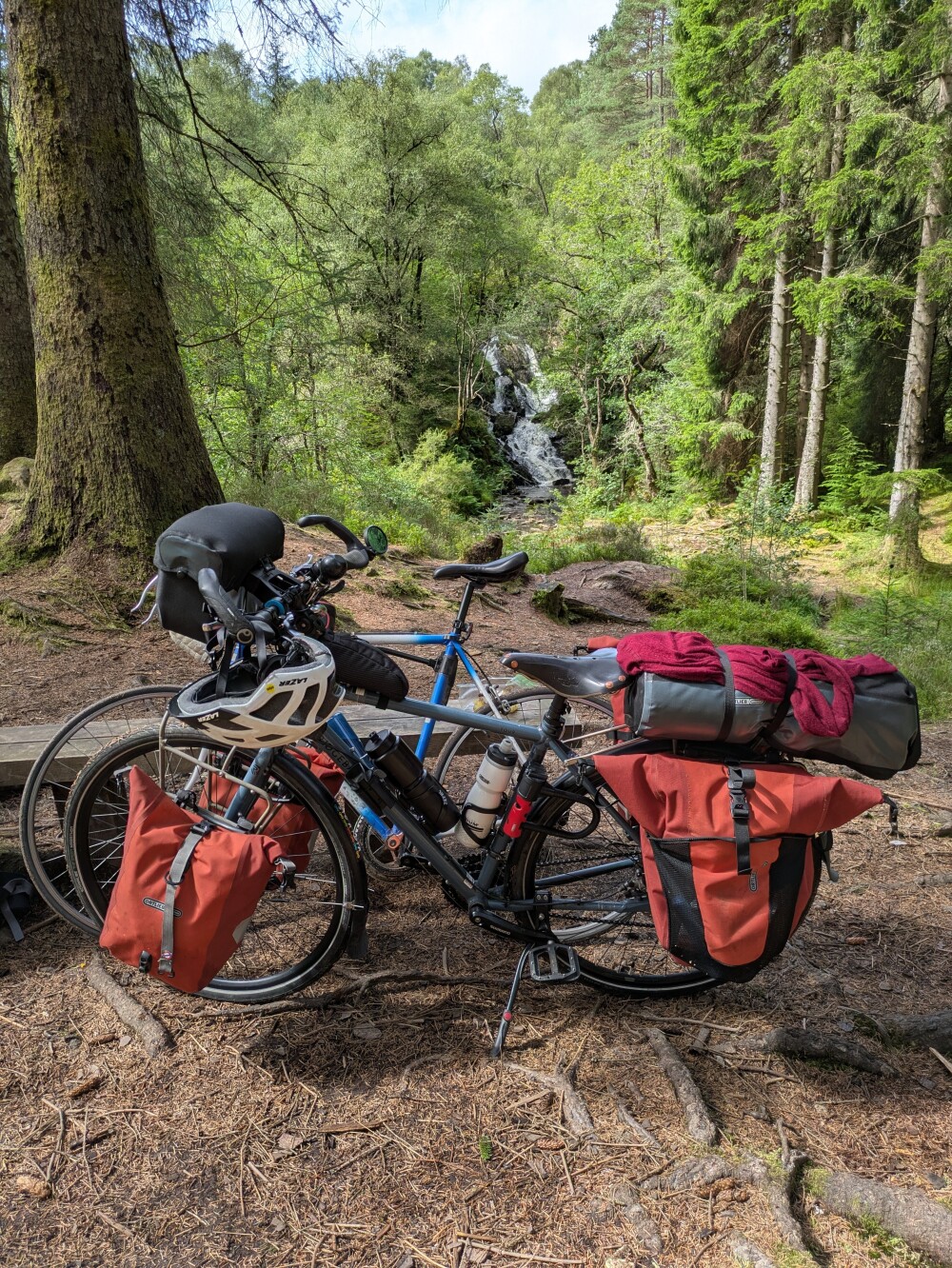 And a classic bit of waterfall bike laundry