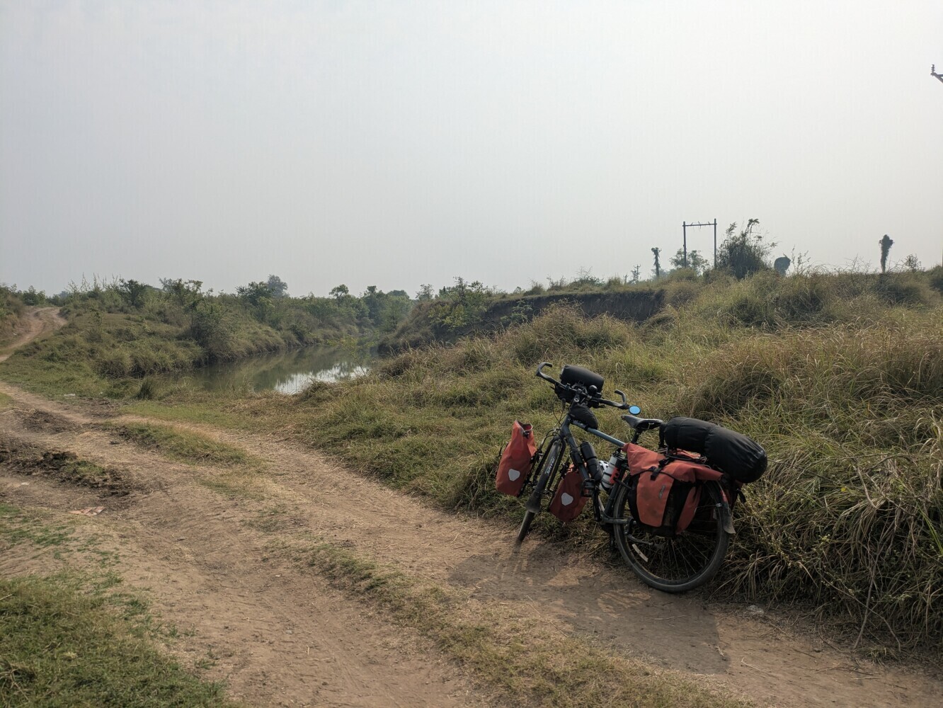 And found a quiet break spot hardly visible from the road, a rare luxury
