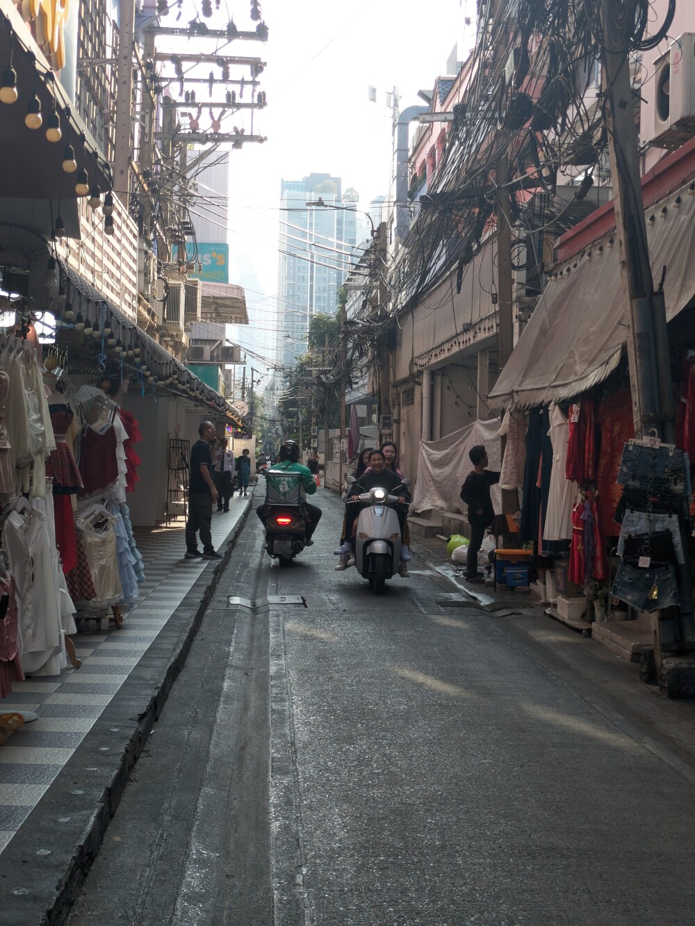 I got a little glimpse of Bangkok and Melbourne